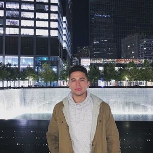 Meet your Posher, Christian